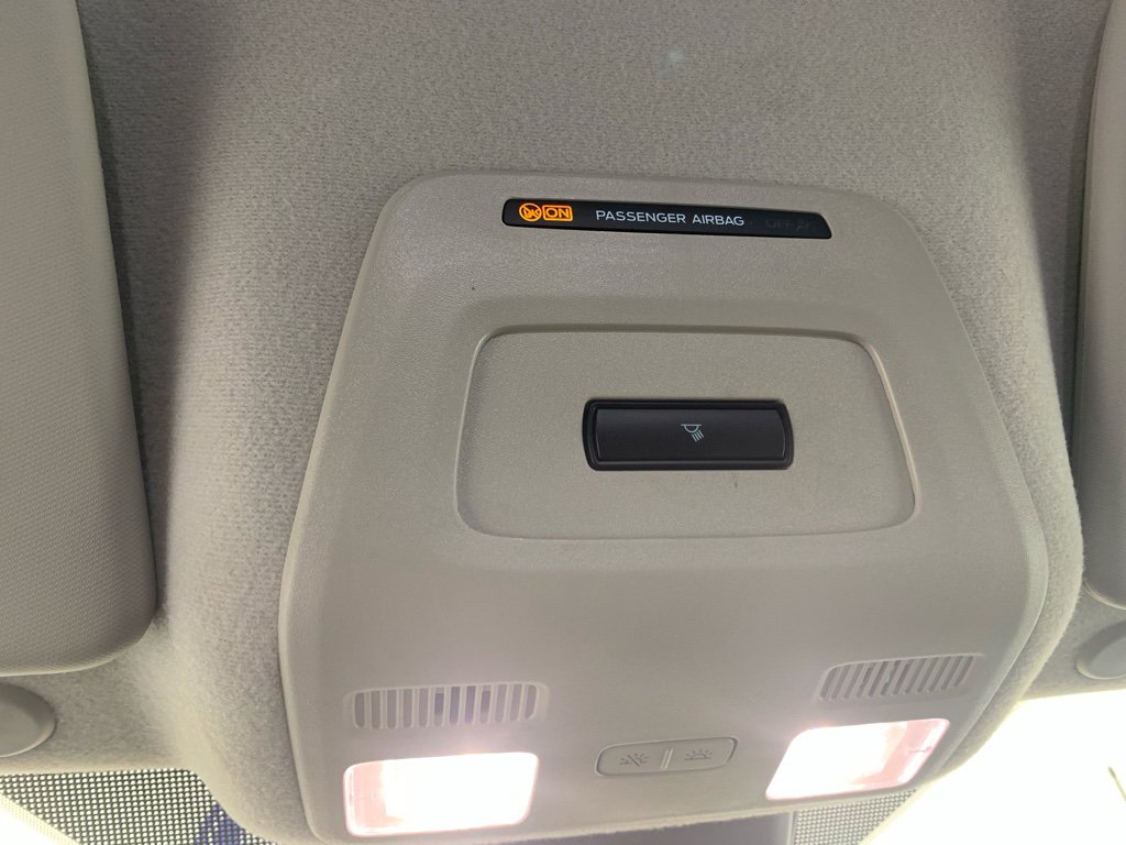 Used 2023 Ford Transit 150 Medium Roof w/ Fleet Safety Package image 28