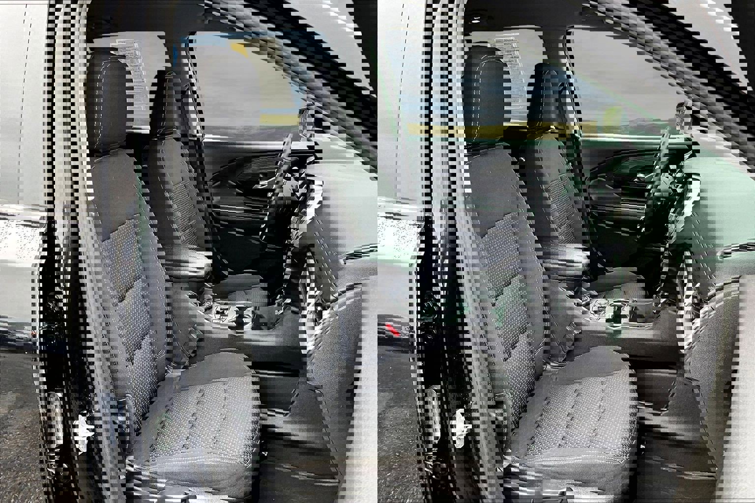 Used 2022 GMC Terrain SLE w/ Driver Convenience Package image 21