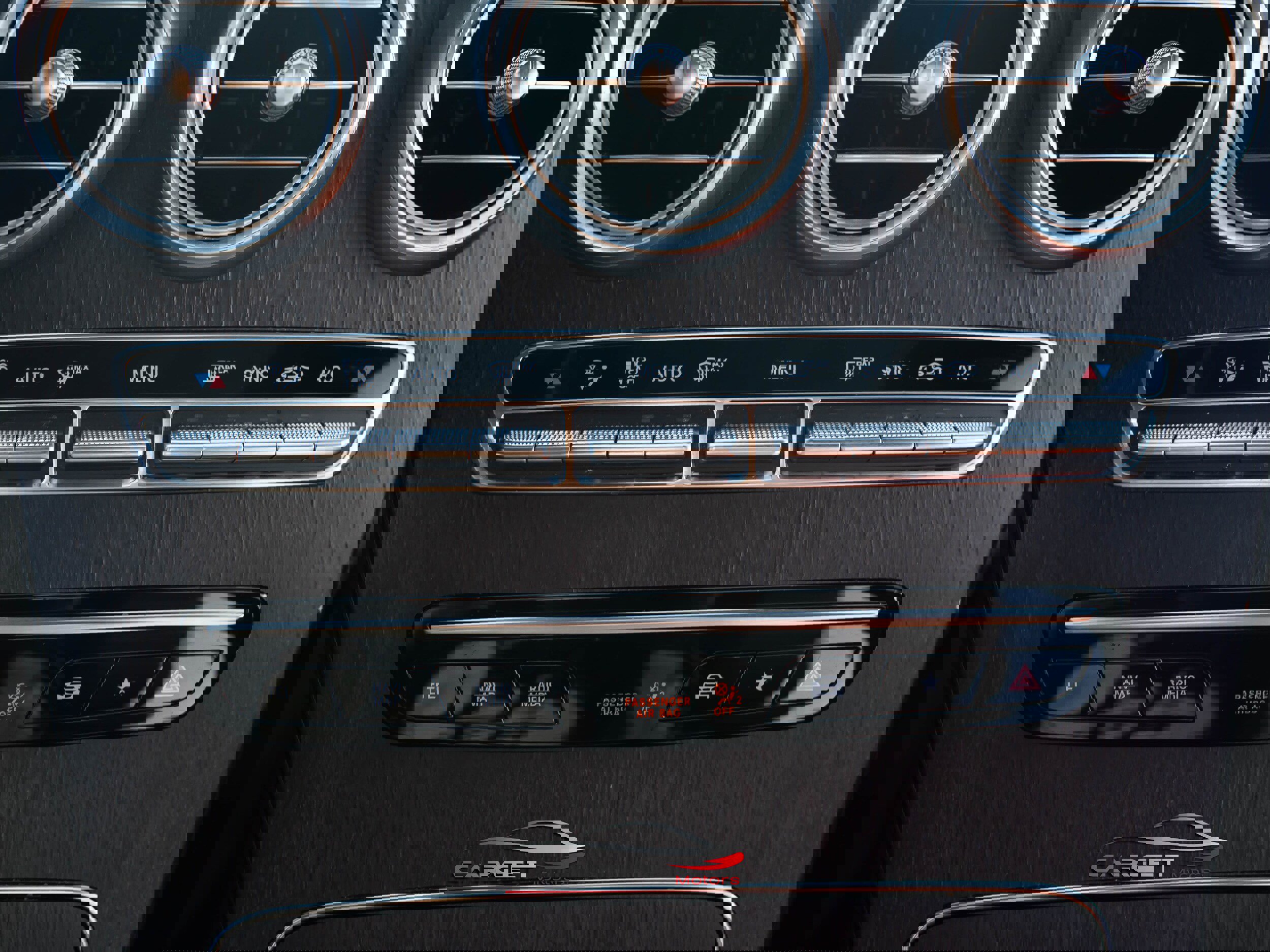 Used 2020 Mercedes-Benz GLC 300 4MATIC Coupe image 32