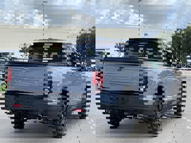 New 2025 Honda Ridgeline Black Edition image 4