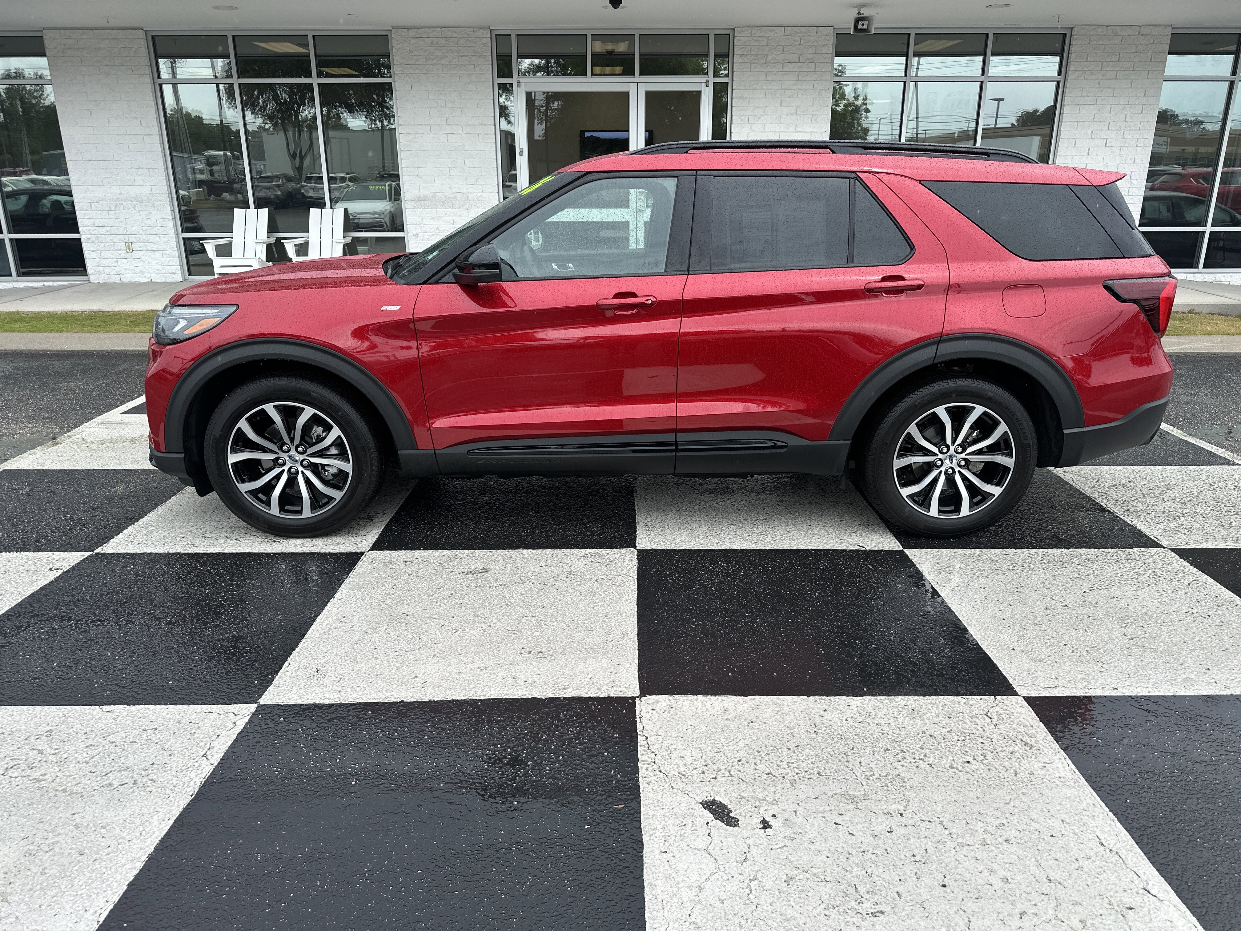 Used 2026 Ford Explorer ST-Line w/ Premium Package RWD image 1