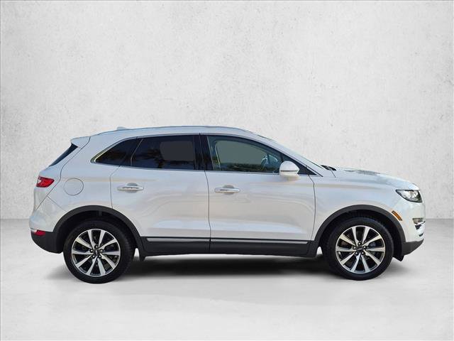 Used 2019 Lincoln MKC Reserve AWD/4WD image 4