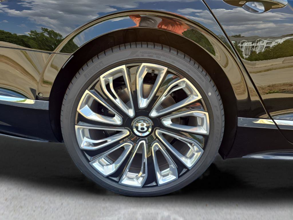 New 2025 Bentley Flying Spur Plug-In Hybrid image 14