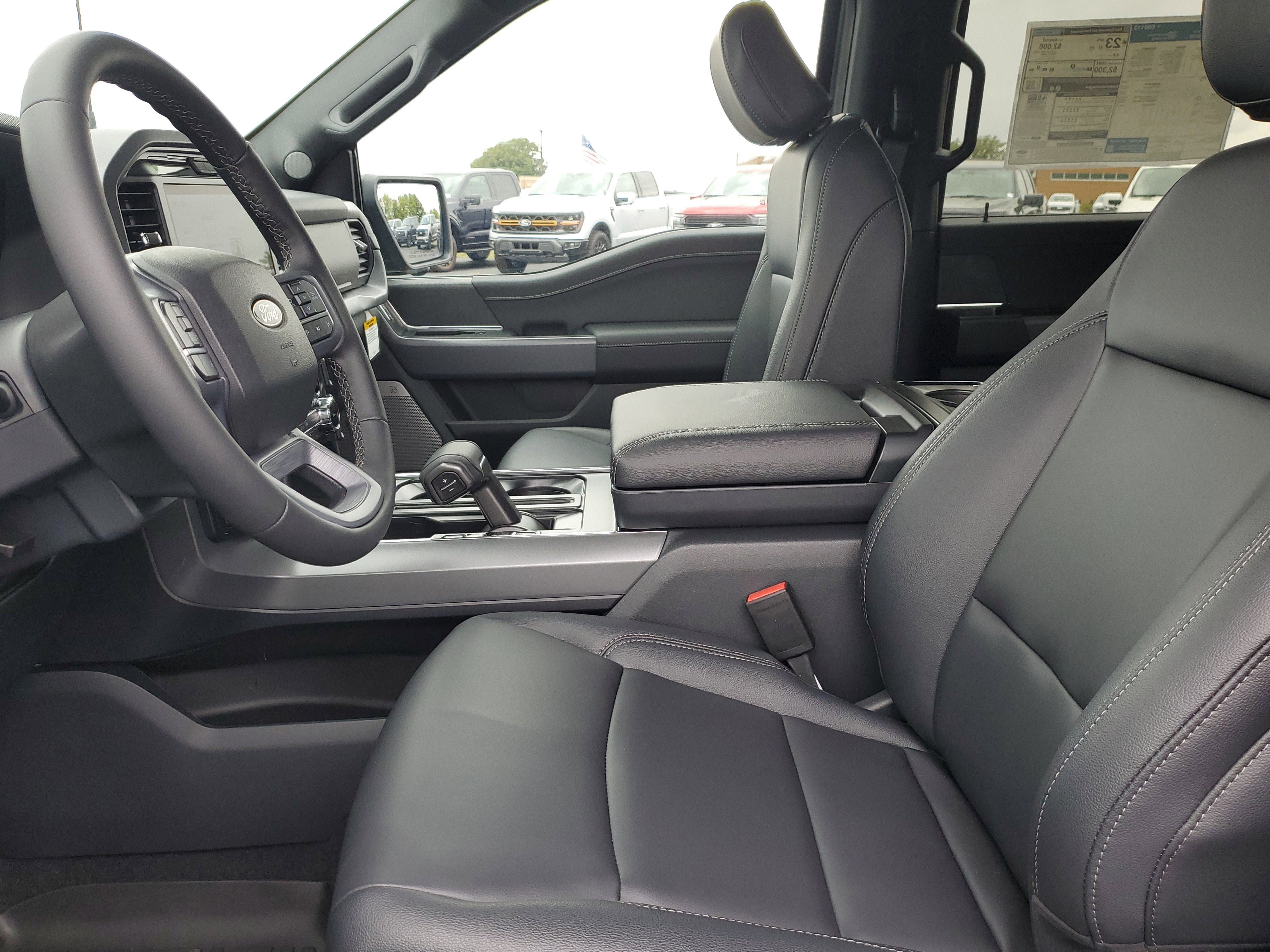 New 2025 Ford F150 XLT w/ Equipment Group 303A High image 18