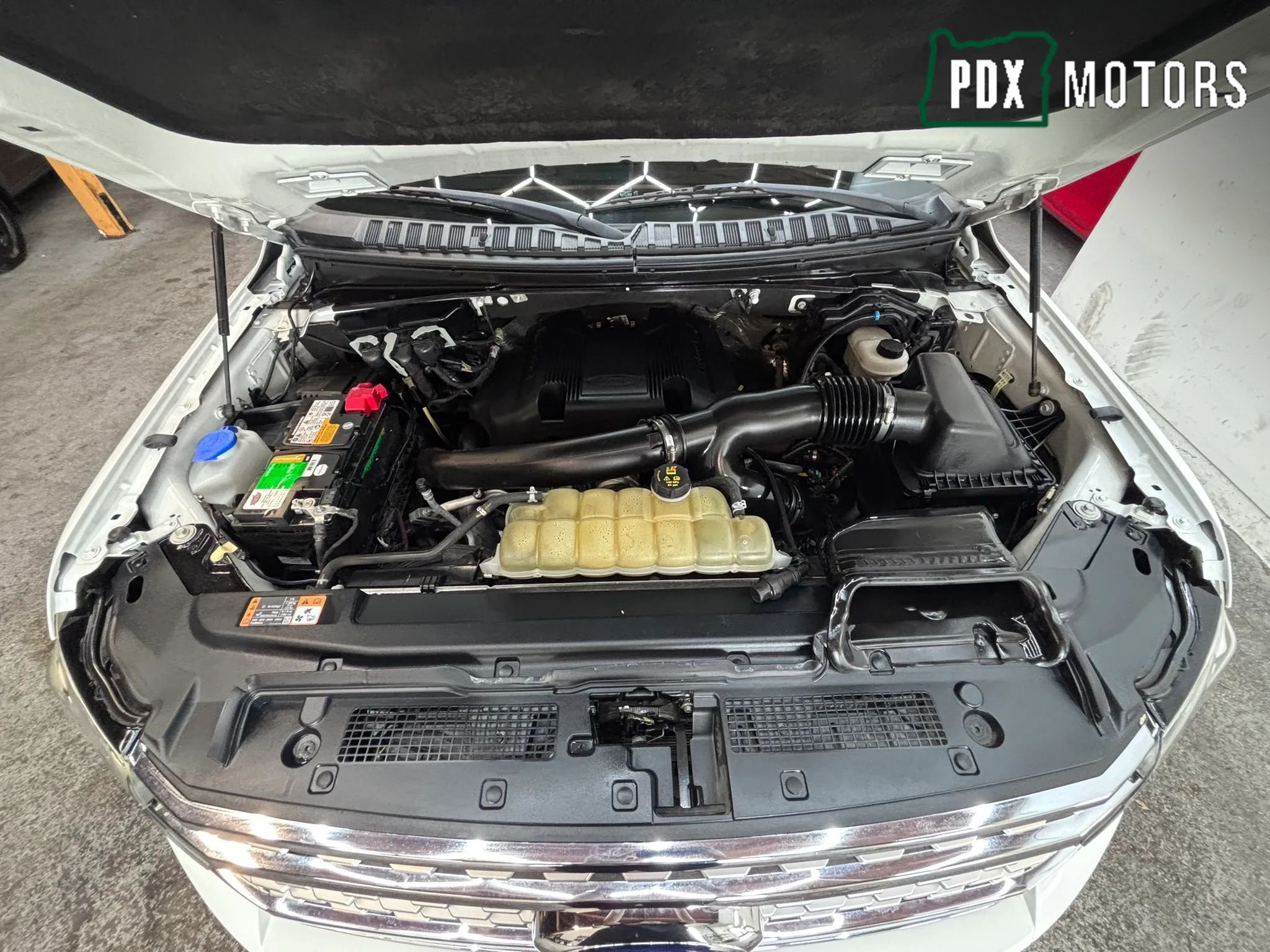 Used 2020 Ford Expedition Max Platinum AWD/4WD image 25
