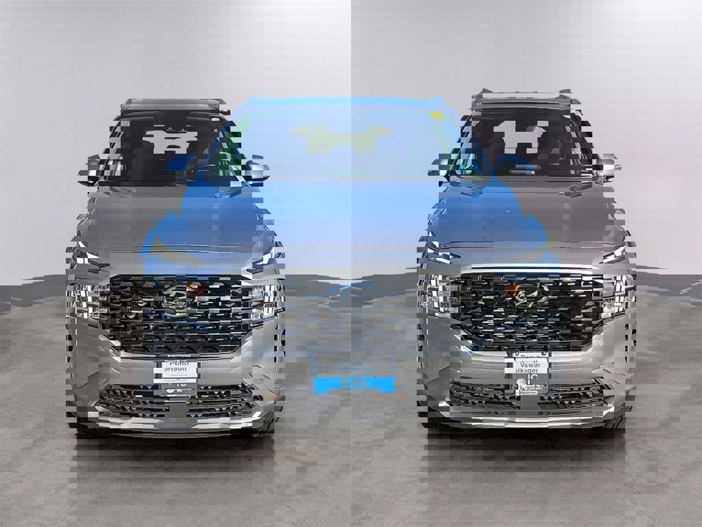 Used 2023 Hyundai Santa Fe SEL image 2