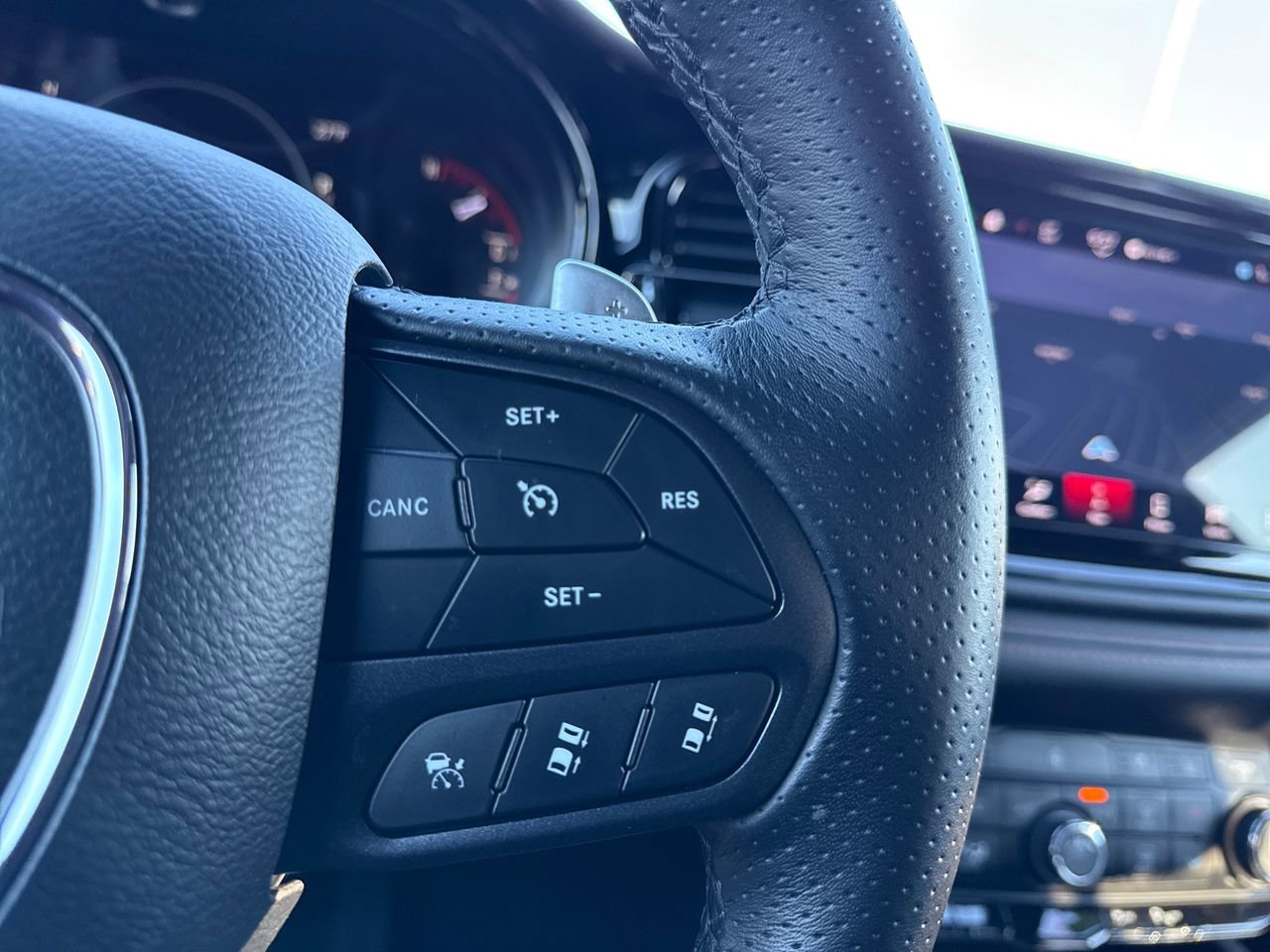 Used 2025 Dodge Durango R/T image 27