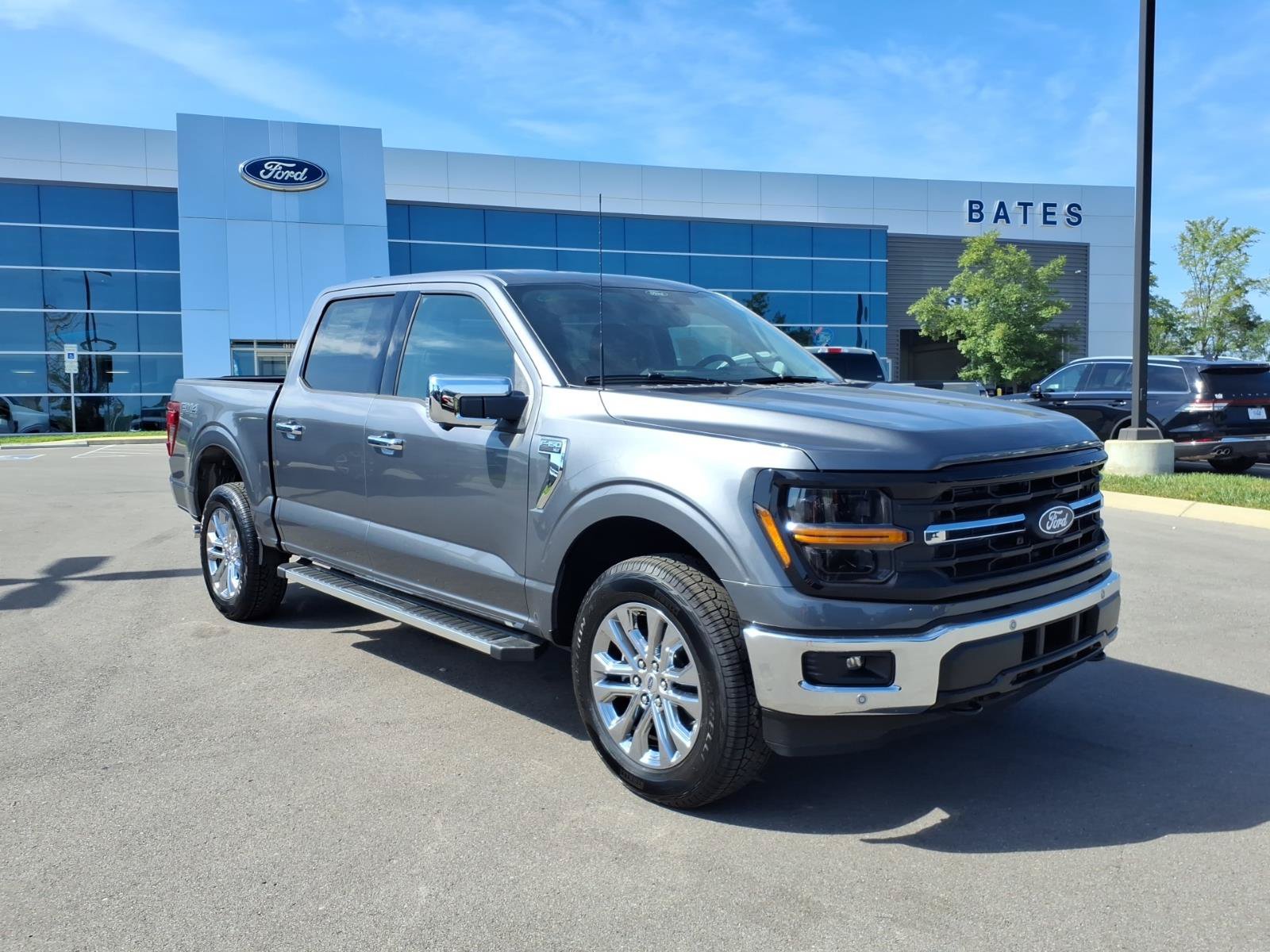 New 2026 Ford F150 XLT w/ Equipment Group 302A MID