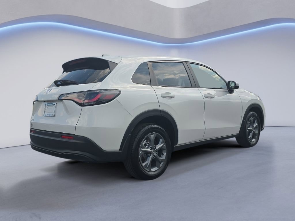 New 2026 Honda HR-V LX image 5