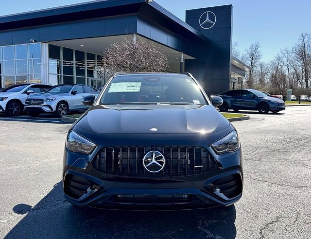 New 2026 Mercedes-Benz GLA 35 AMG 4MATIC image 2