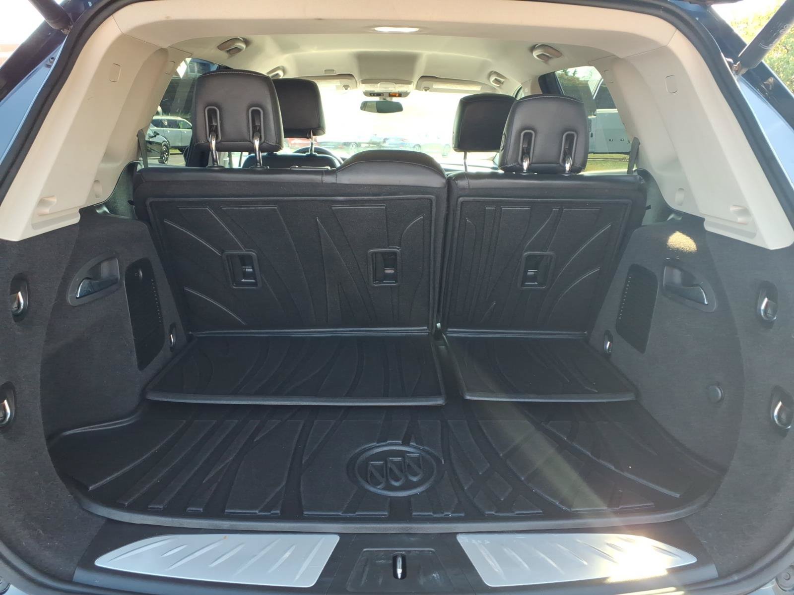 Used 2020 Buick Envision Essence AWD/4WD image 28