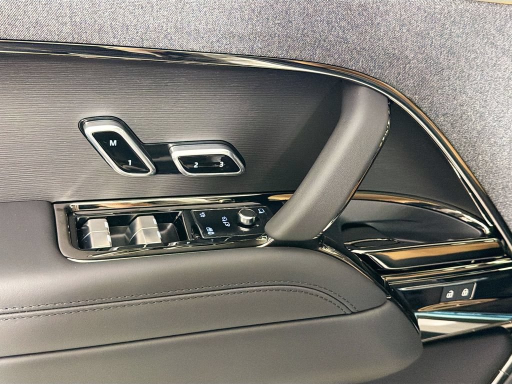 New 2026 Land Rover Range Rover Sport Dynamic SE AWD/4WD image 18