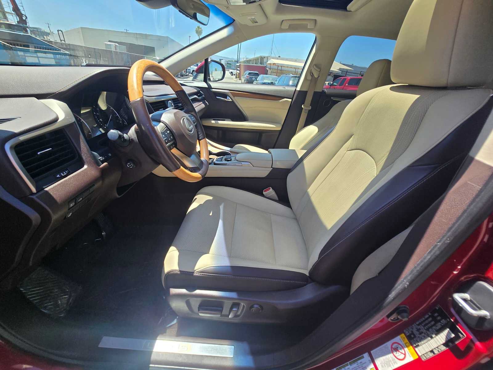 Used 2017 Lexus RX 350 FWD w/ Premium Package image 22