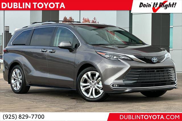 Certified 2024 Toyota Sienna Platinum image 1