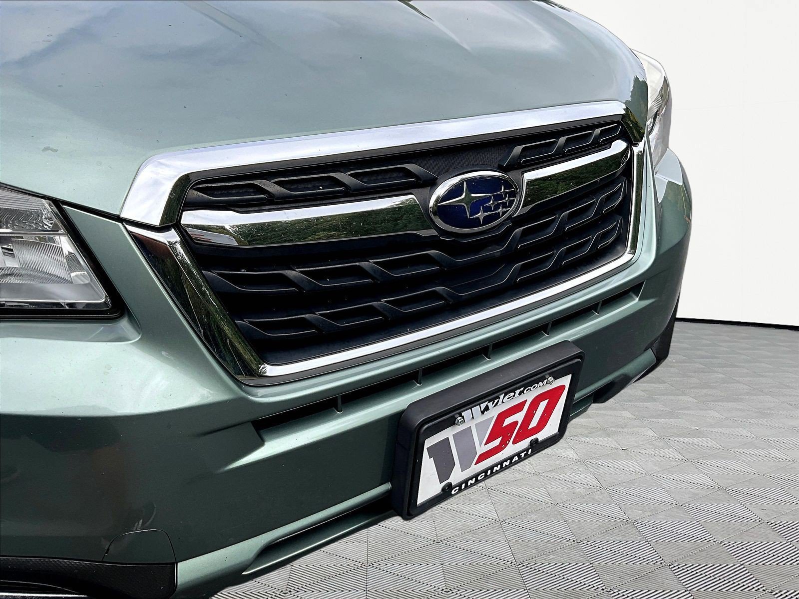 Used 2018 Subaru Forester 2.5i Premium w/ All-Weather Package AWD/4WD image 32