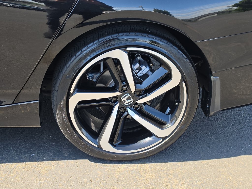 Used 2022 Honda Accord Sport image 10