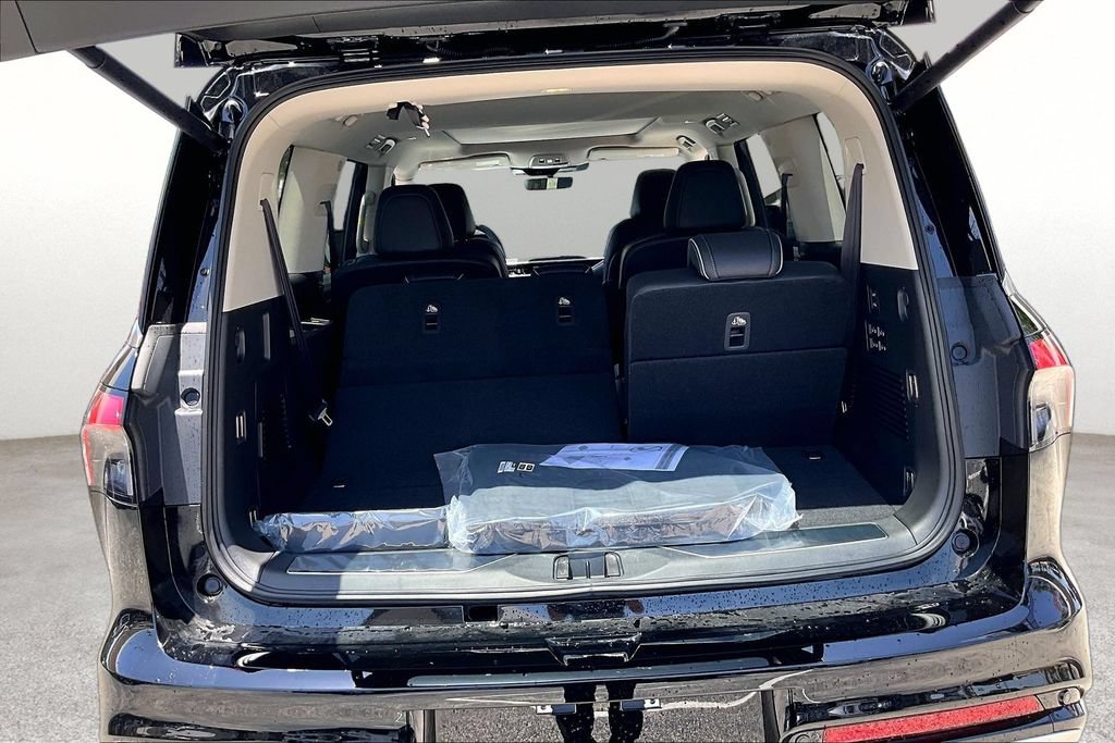 New 2027 INFINITI QX80 Luxe RWD image 33