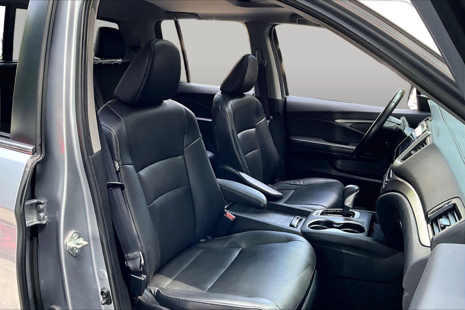 Used 2019 Honda Ridgeline RTL-T image 9