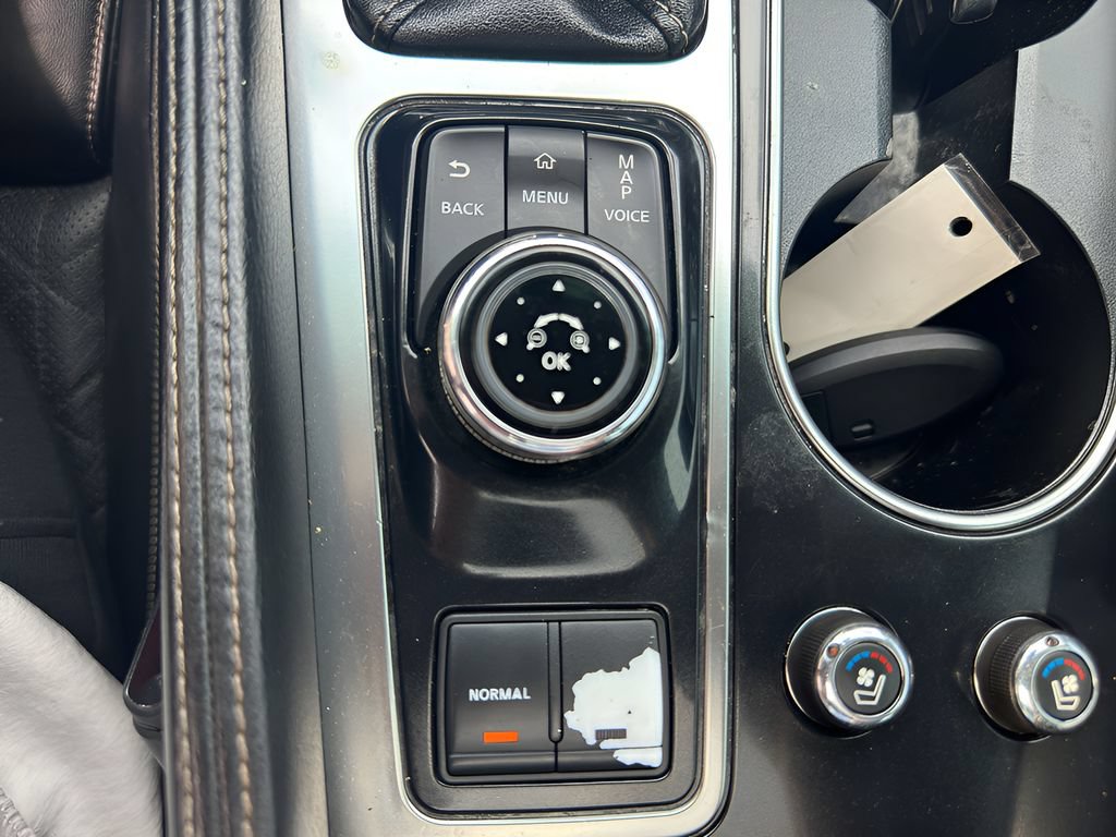 Used 2017 Nissan Maxima Platinum FWD image 28