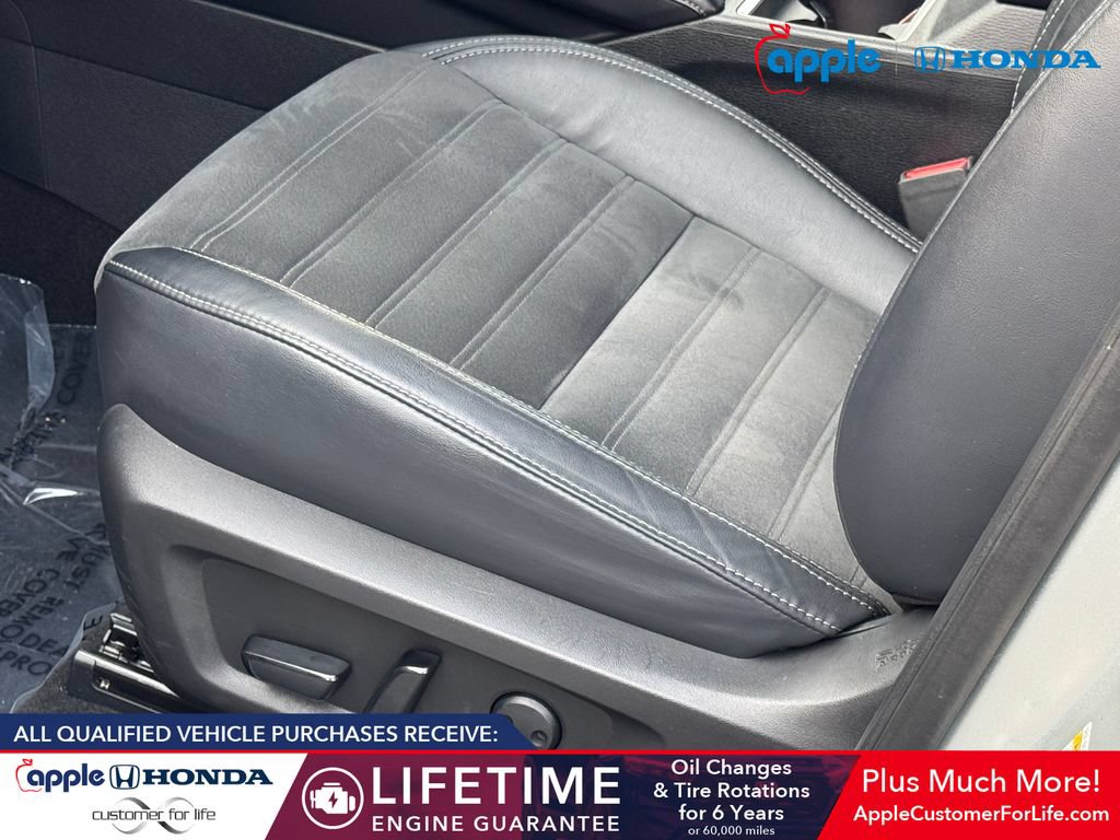 Used 2022 Mitsubishi Outlander SE AWD/4WD image 8
