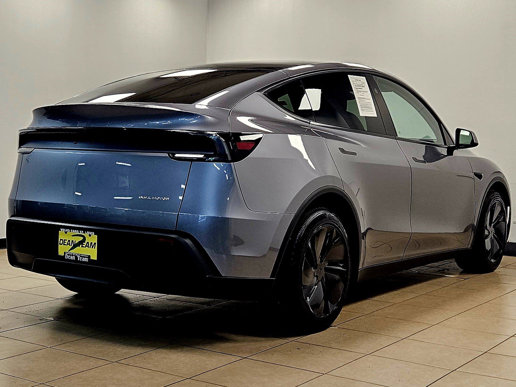 Used 2026 Tesla Model Y Long Range AWD/4WD image 4