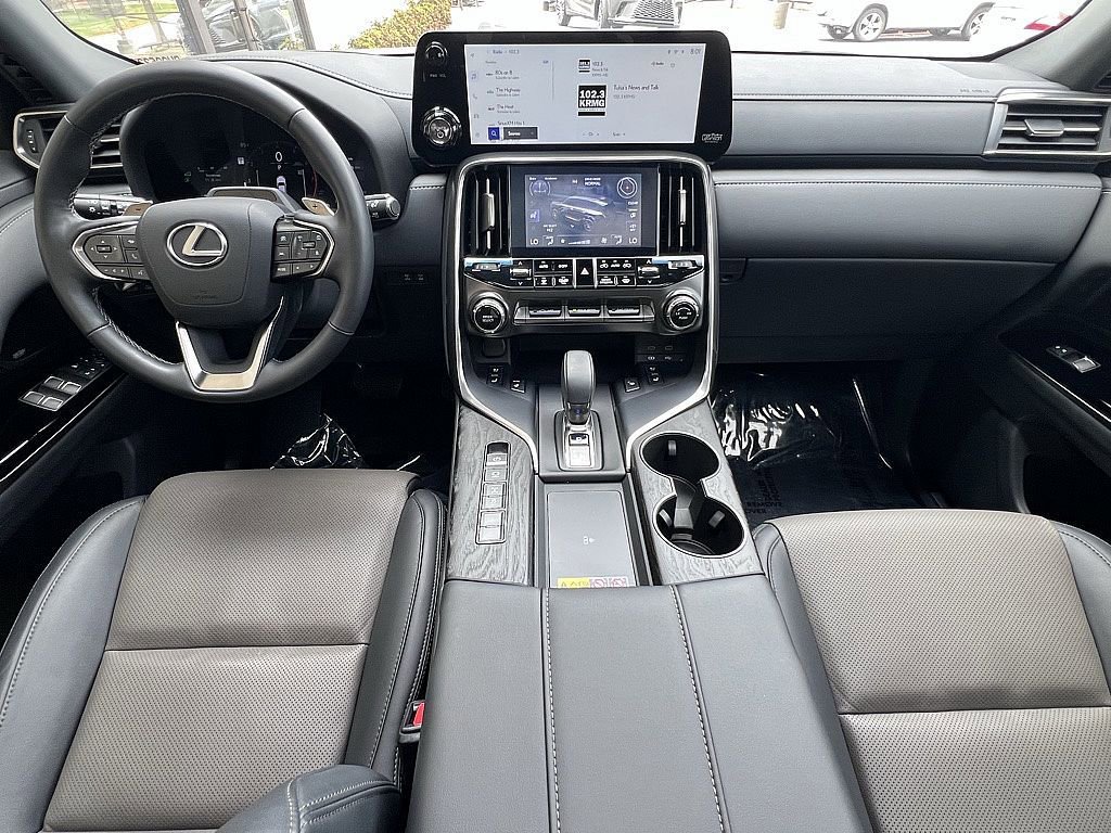 Certified 2025 Lexus LX 700h Overtrail w/ Accessory Package (Z1) image 10