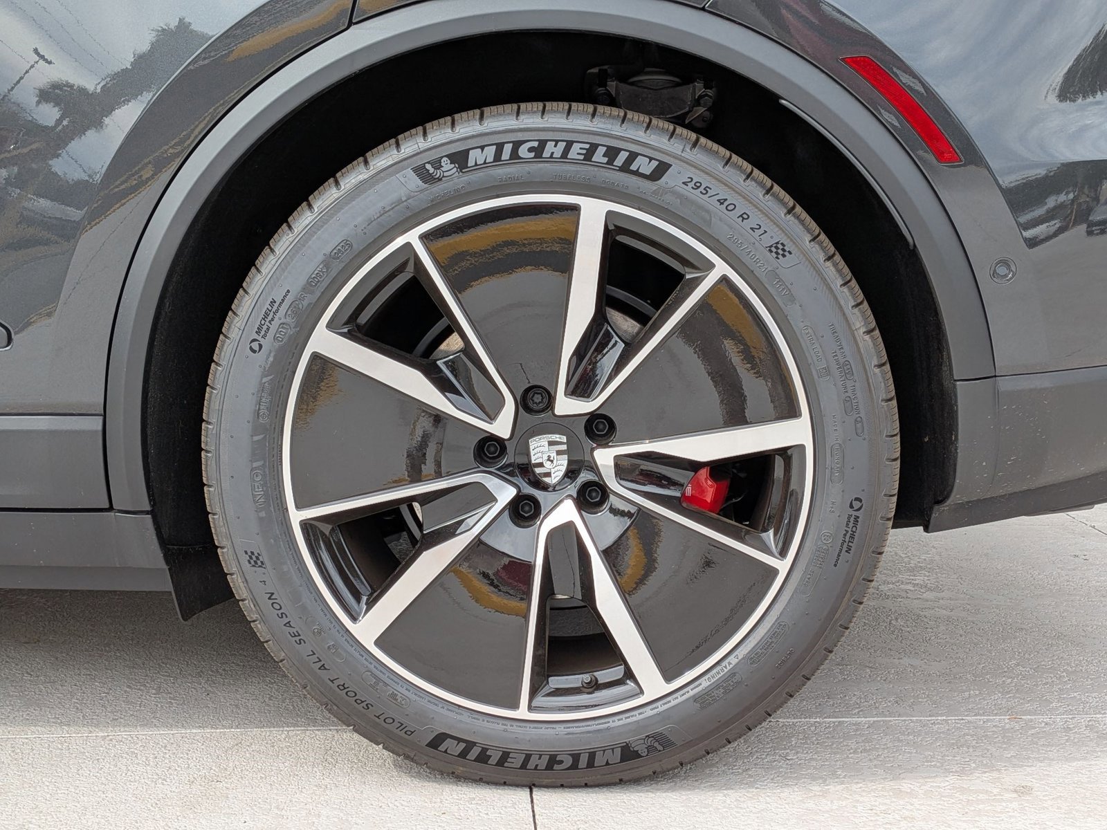 New 2026 Porsche Macan 4S Electric image 26