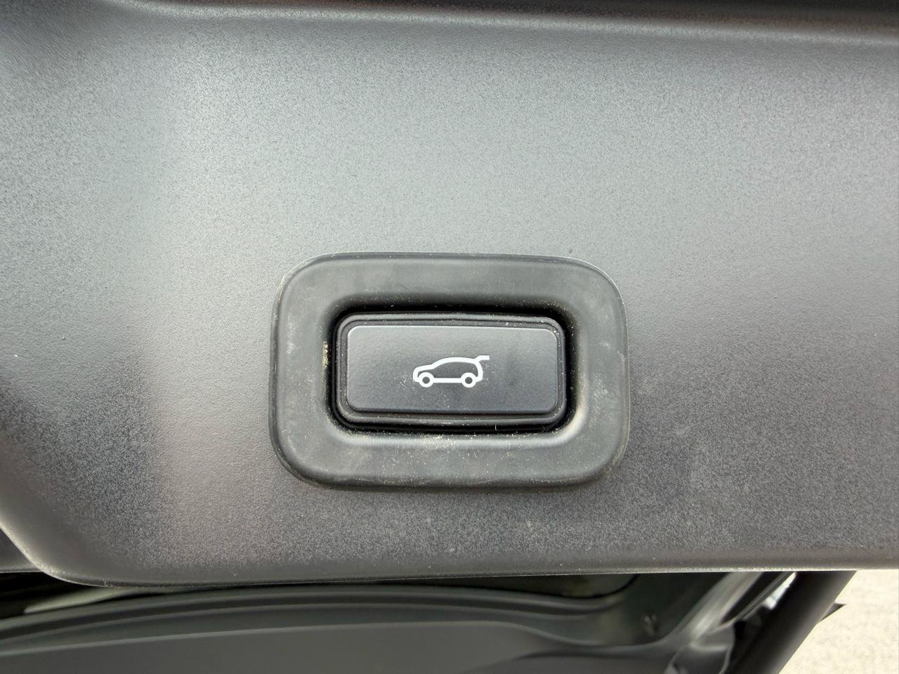 Used 2021 Land Rover Range Rover Evoque S AWD/4WD image 7