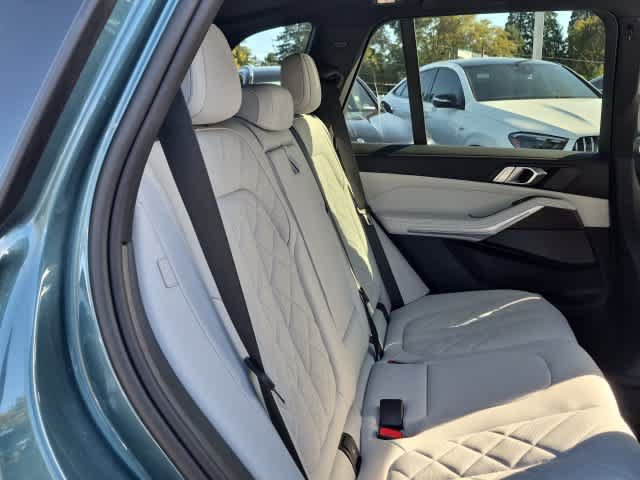 Used 2025 BMW X5 xDrive40i w/ Premium Package AWD/4WD image 20