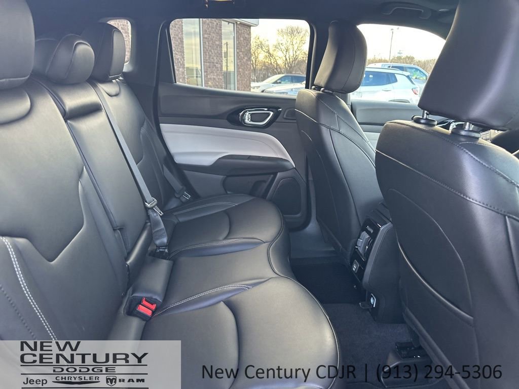 New 2026 Jeep Compass Limited w/ Sun, Sound & Navigation Group image 16