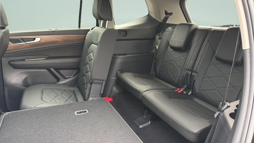 New 2026 Volkswagen Atlas SE FWD image 29