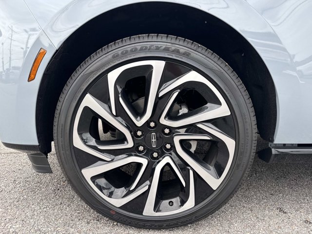New 2026 Lincoln Navigator Reserve AWD/4WD image 7