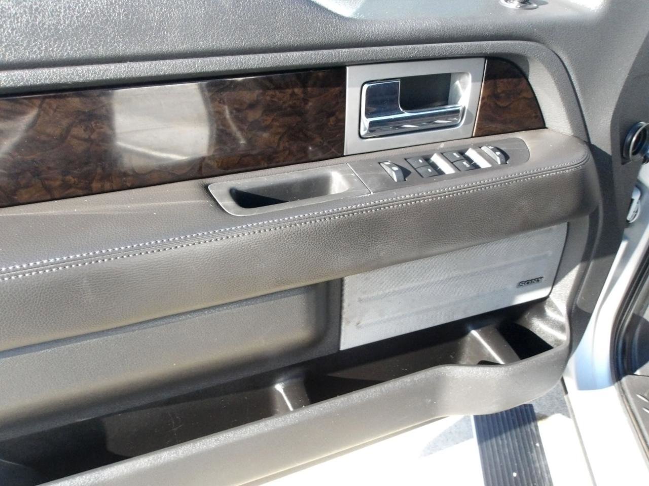 Used 2014 Ford F150 Platinum image 18