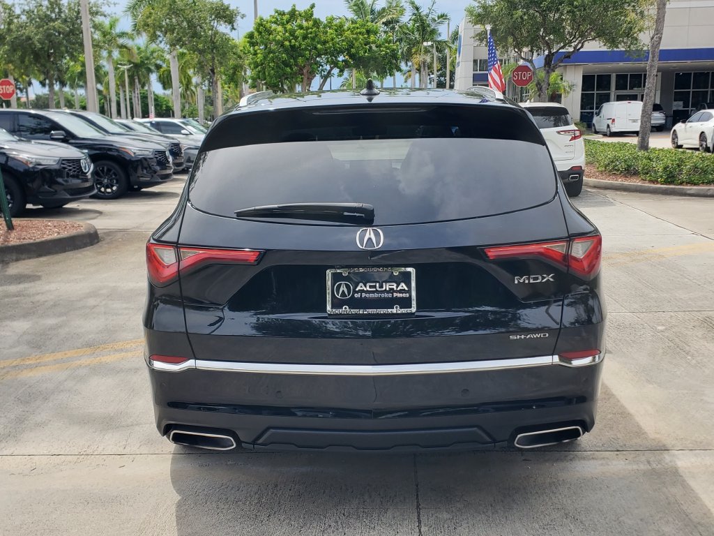 Used 2023 Acura MDX w/ Advance Package AWD/4WD image 6