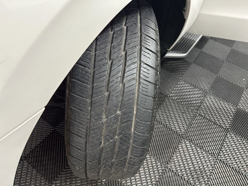 Used 2023 Ford Expedition Max XLT image 39