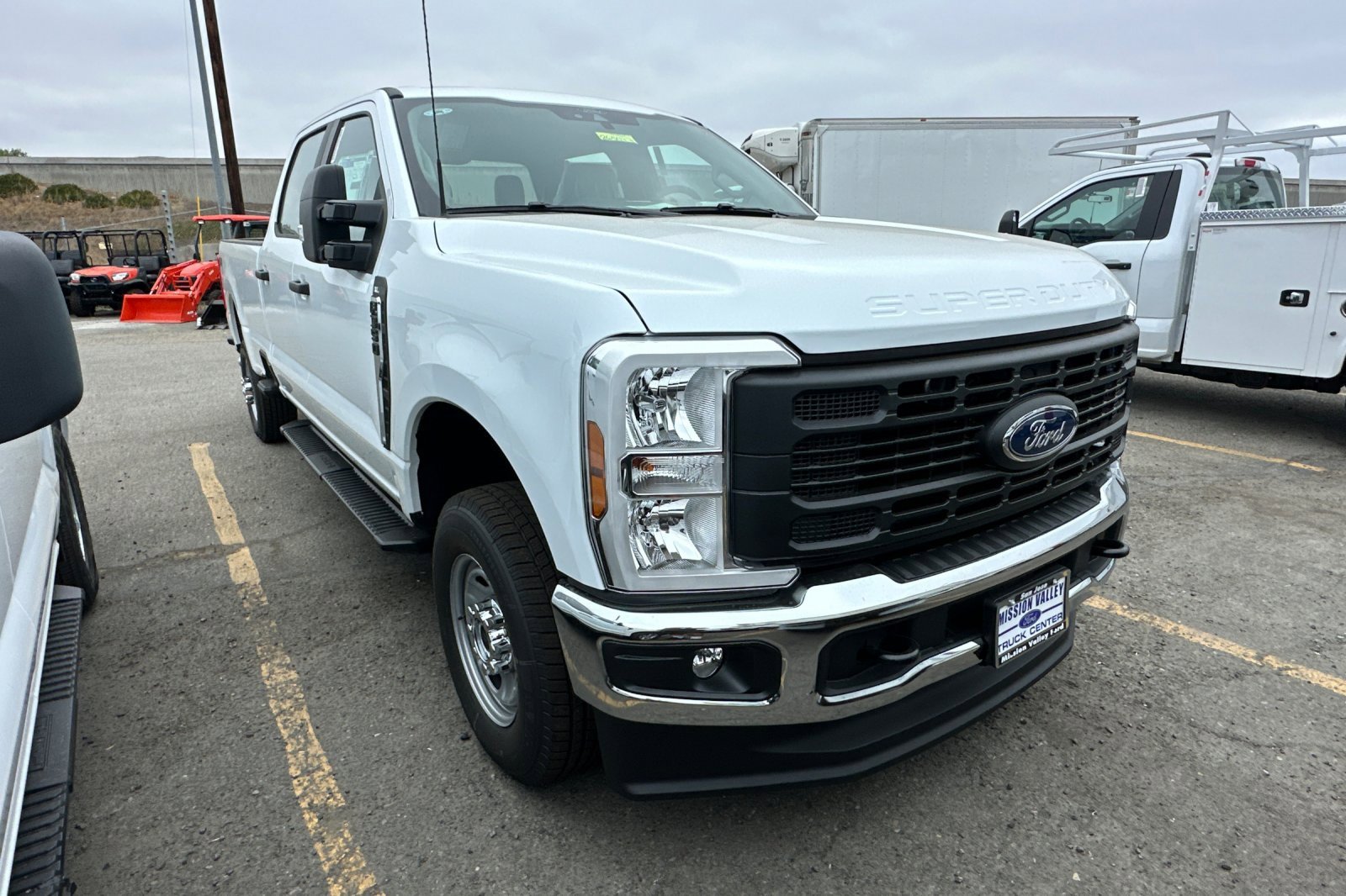 New 2026 Ford F350 XL w/ XL Chrome Package image 2