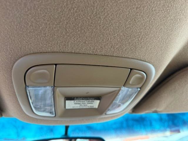 Used 1998 Cadillac De Ville FWD image 27