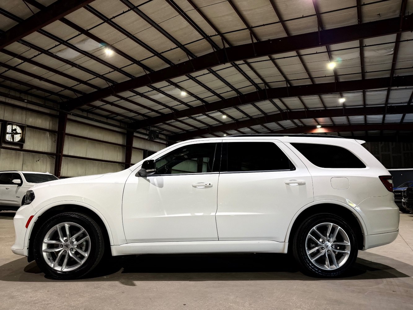 Used 2024 Dodge Durango GT AWD/4WD image 8