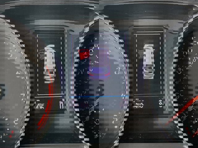 Used 2021 Volkswagen Tiguan SE image 11