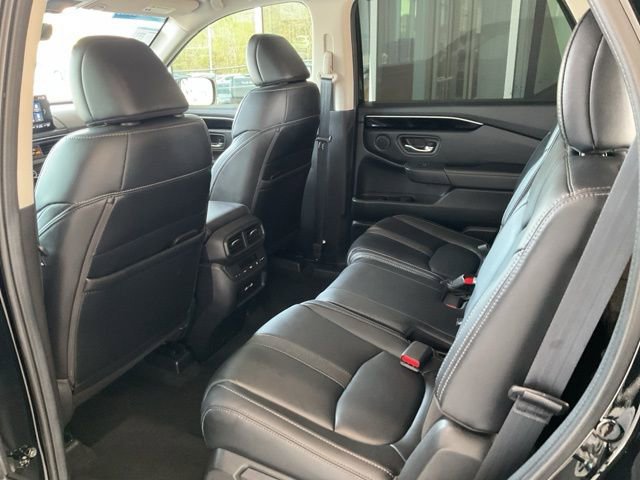 Certified 2023 Honda Pilot EX-L image 16