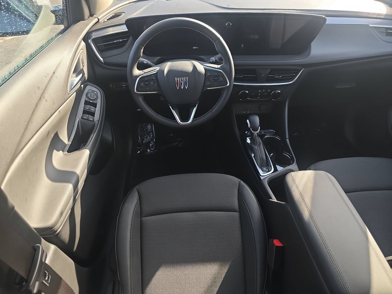 Used 2024 Buick Encore GX Preferred w/ Advanced Technology Package FWD image 21