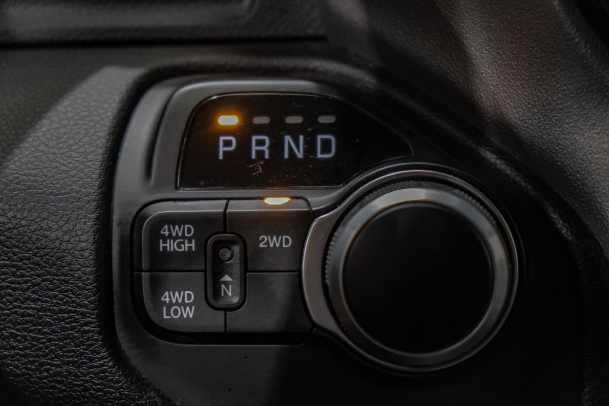 Used 2024 RAM 2500 Big Horn w/ Safety Group image 29