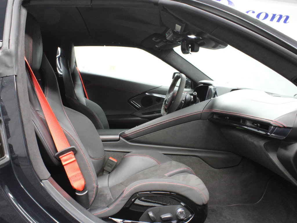 Used 2024 Chevrolet Corvette Stingray Premium Conv w/ Stealth Interior Trim Package RWD image 29