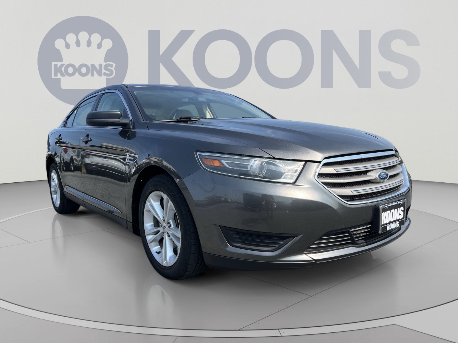 Used 2015 Ford Taurus SE FWD image 10