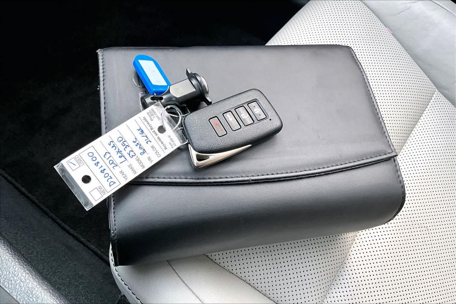 Used 2013 Lexus ES 350 w/ Luxury Pkg FWD image 14