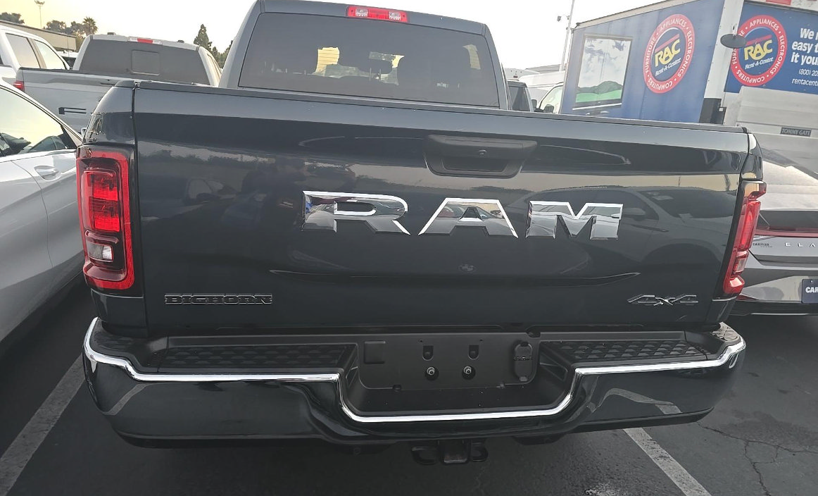 Used 2025 RAM 2500 Big Horn AWD/4WD image 5