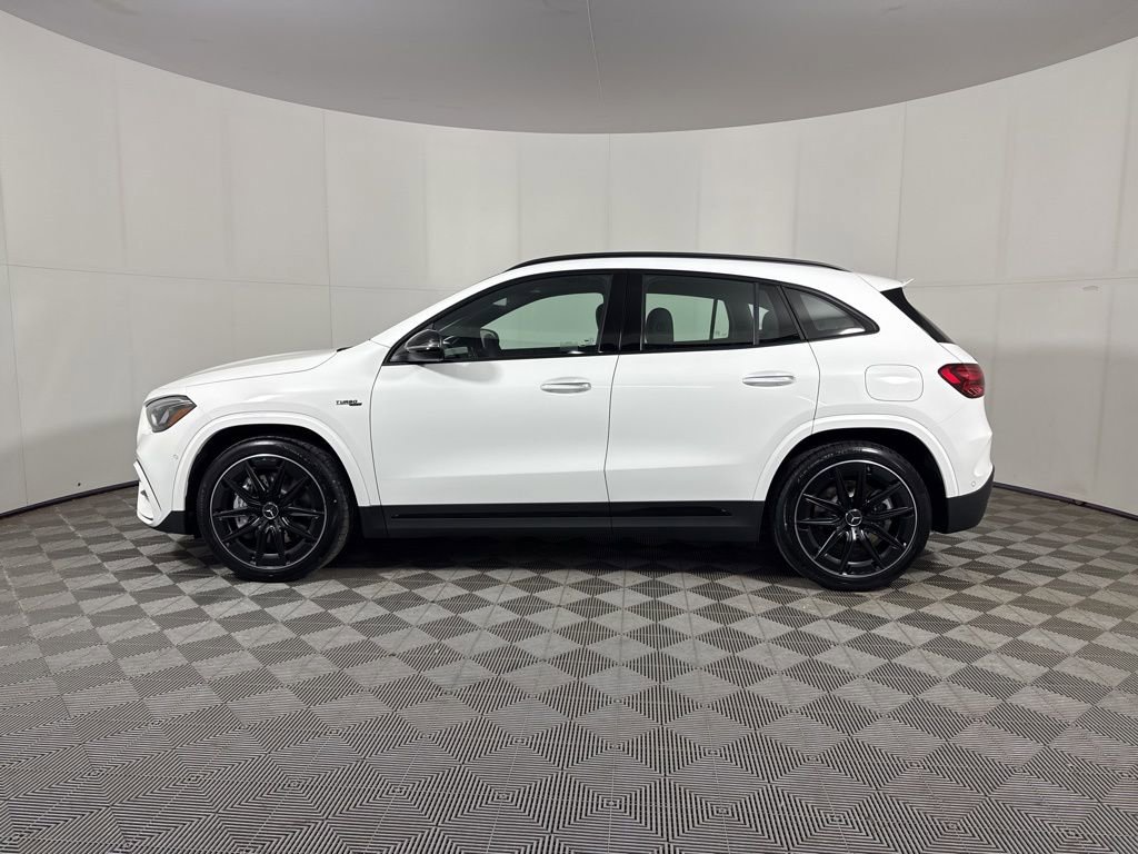 New 2026 Mercedes-Benz GLA 35 AMG 4MATIC image 2