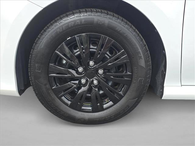 Used 2023 Toyota Camry LE image 24