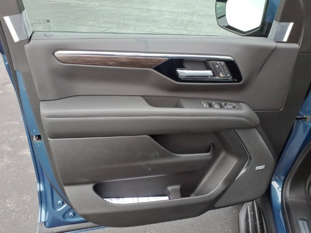 New 2027 Chevrolet Tahoe LT w/ Comfort Package AWD/4WD image 12