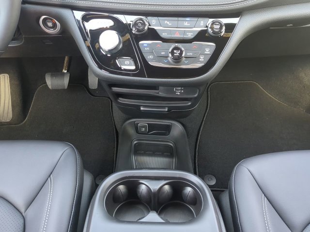 New 2026 Chrysler Pacifica Select FWD image 23